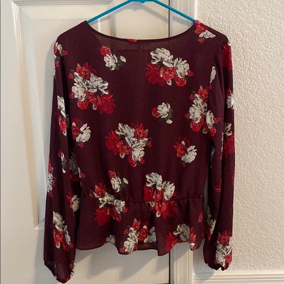 Floral blouse - Picture 2 of 2